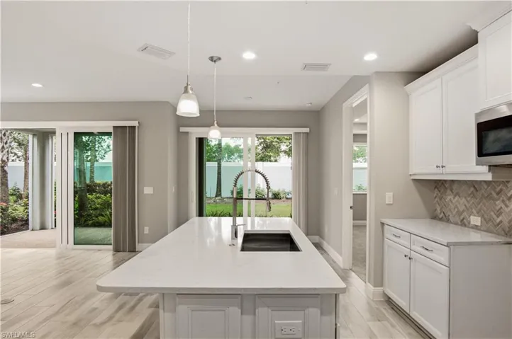 2664 Seychelles Cir 2401, Naples, Florida 34112