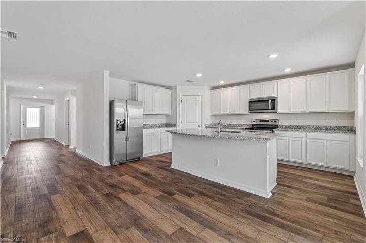 1370  Bush W ST, Immokalee, FL 34142