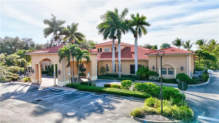 1696 Sarazen Pl, Naples, Florida 34120