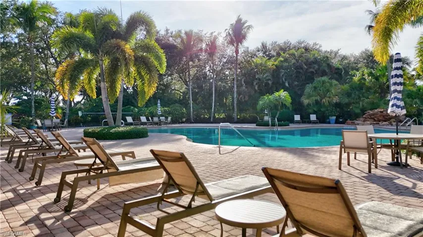1696 Sarazen Pl, Naples, Florida 34120