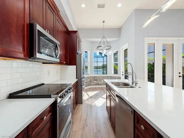 1696 Sarazen Pl, Naples, Florida 34120