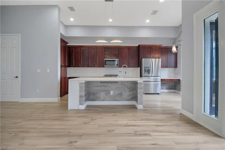 1696 Sarazen Pl, Naples, Florida 34120