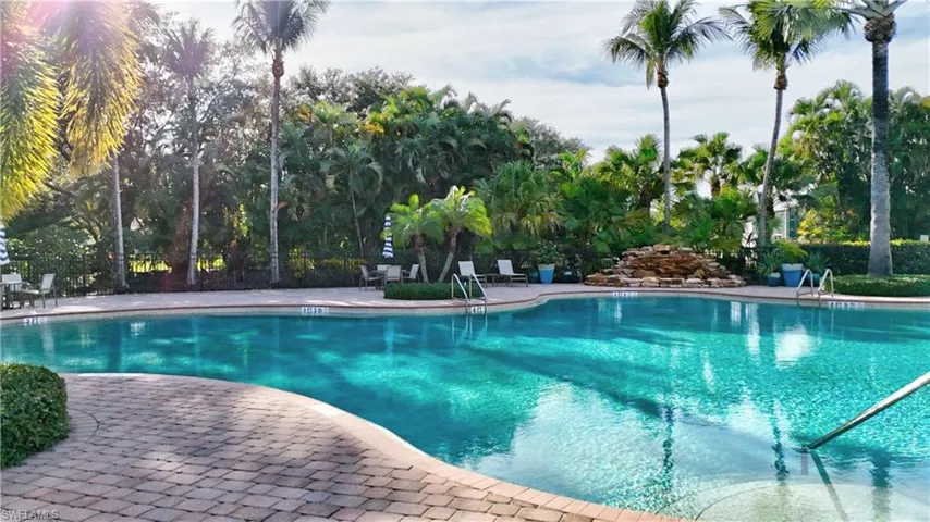 1696 Sarazen Pl, Naples, Florida 34120