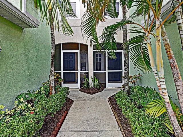 3647 Pine Oak Cir 107, Fort Myers, Florida 33916