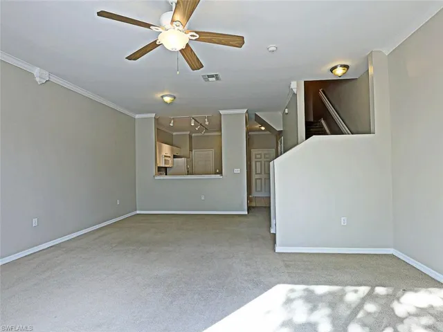 3647 Pine Oak Cir 107, Fort Myers, Florida 33916
