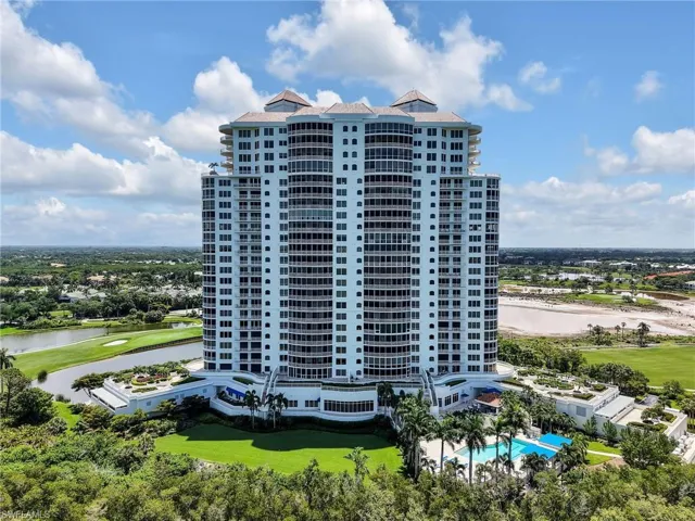 Luxury Tower with Pool and amenities
