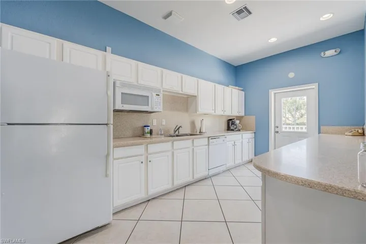 14718 Calusa Palms Dr # 103, Fort Myers, Florida 33919