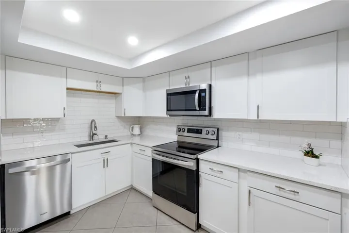 5954 Pelican Bay Blvd 222, Naples, Florida 34108