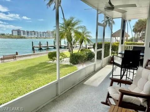 60  Pelican W ST, Naples, FL 34113