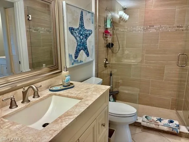 60  Pelican W ST, Naples, FL 34113