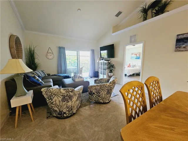 1051  Winding Pines  CIR, Cape Coral, FL 33909