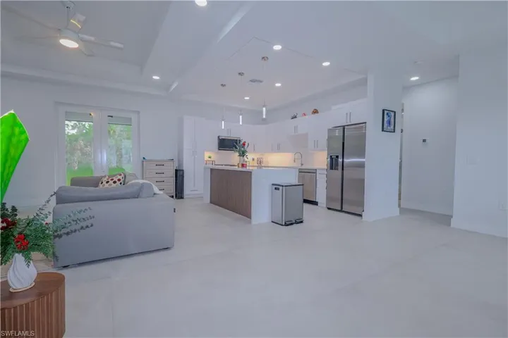 3660 39th Ave Ne, Naples, Florida 34120