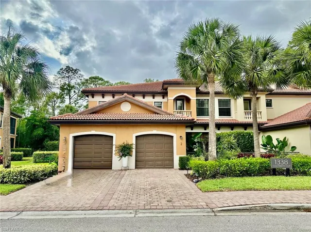 1338  Corso Palermo  CT, Naples, FL 34105