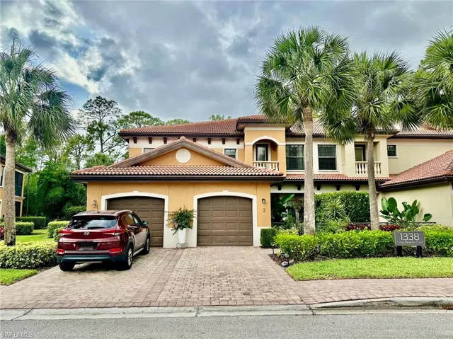 1338  Corso Palermo  CT, Naples, FL 34105