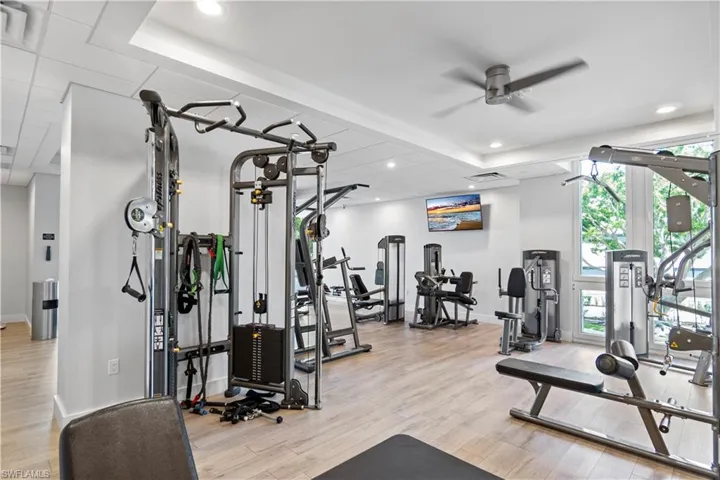 4031  Gulf Shore N BLVD, Naples, FL 34103