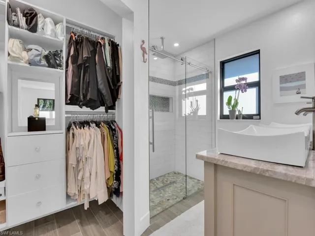 Custom Closet System