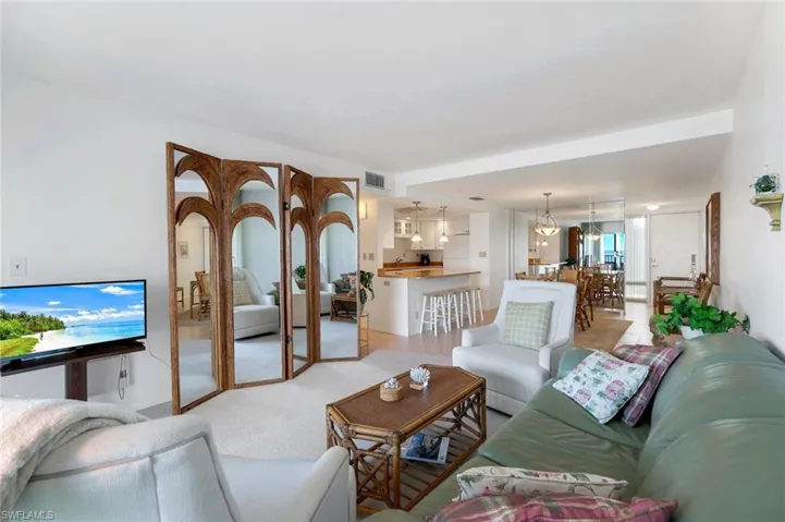 3443  Gulf Shore N BLVD, Naples, FL 34103