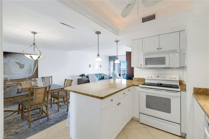 3443  Gulf Shore N BLVD, Naples, FL 34103