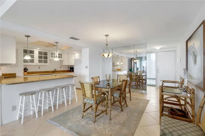 3443  Gulf Shore N BLVD, Naples, FL 34103