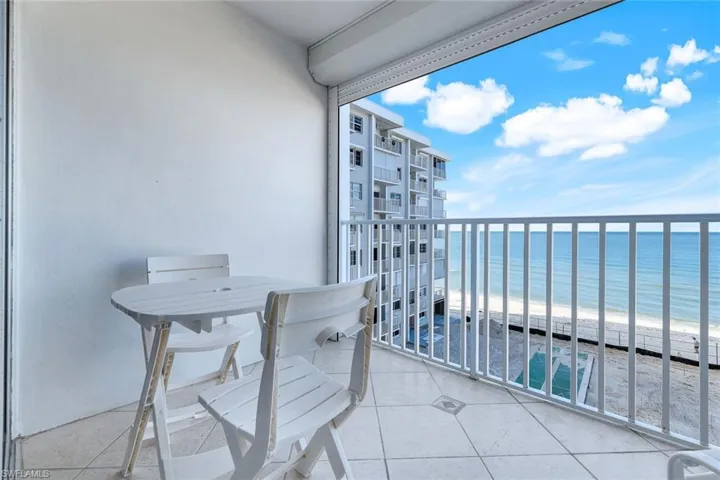 3443  Gulf Shore N BLVD, Naples, FL 34103