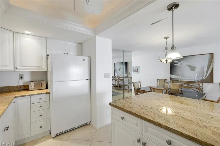 3443  Gulf Shore N BLVD, Naples, FL 34103