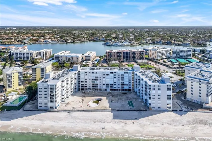 3443  Gulf Shore N BLVD, Naples, FL 34103