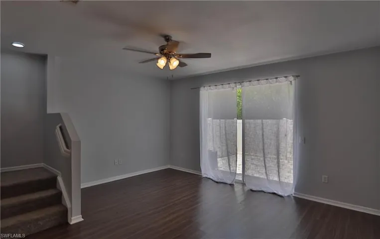 3630 Pine Oak Cir 105, Fort Myers, Florida 33916