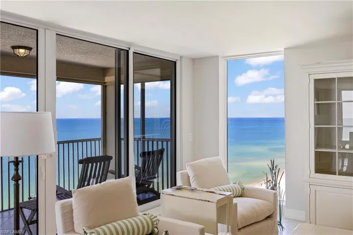 10691 Gulf Shore Dr 1201, Naples, Florida 34108