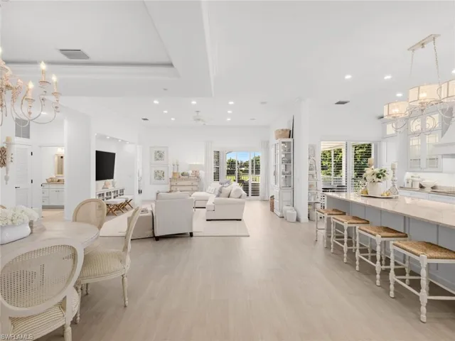 28617 San Lucas Ln 202, Bonita Springs, Florida 34135