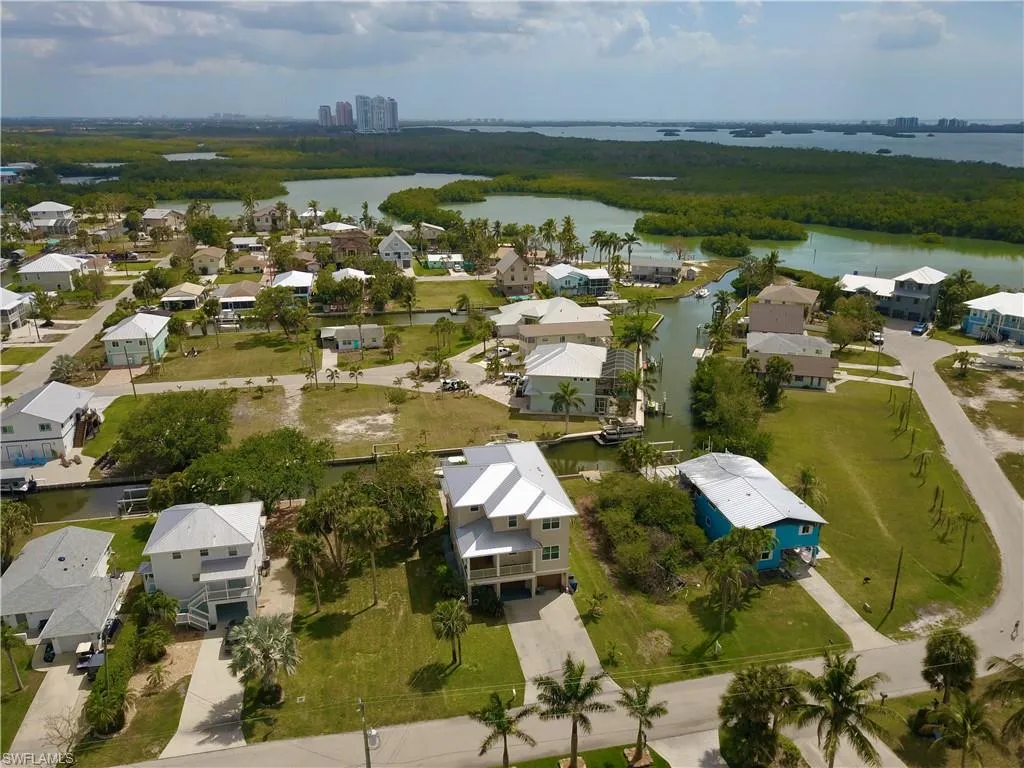 4741 Spring Creek DR, Bonita Springs, FL 34134,225034413