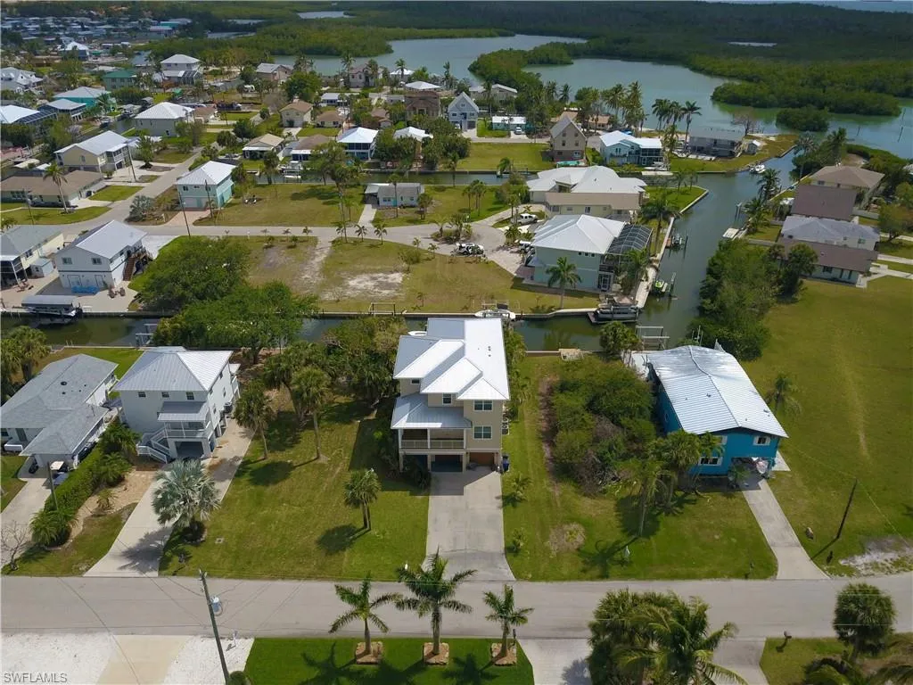 4741 Spring Creek DR, Bonita Springs, FL 34134,225034413
