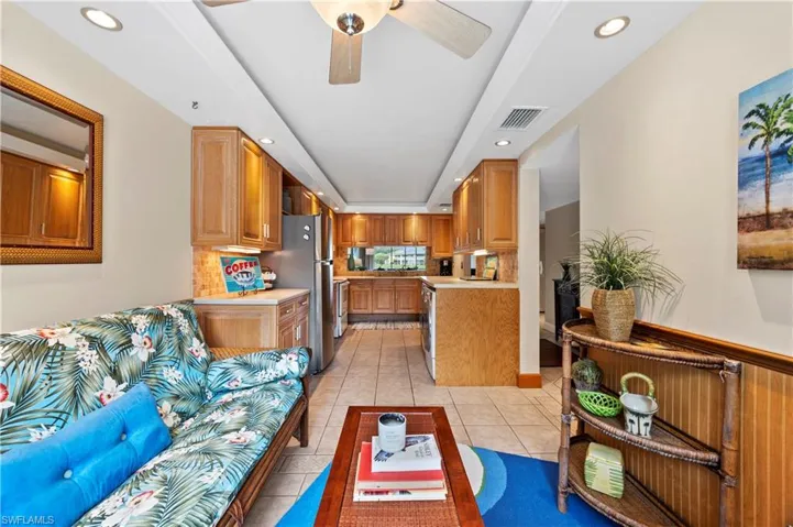 1250 Yesica Ann Cir E105, Naples, Florida 34110