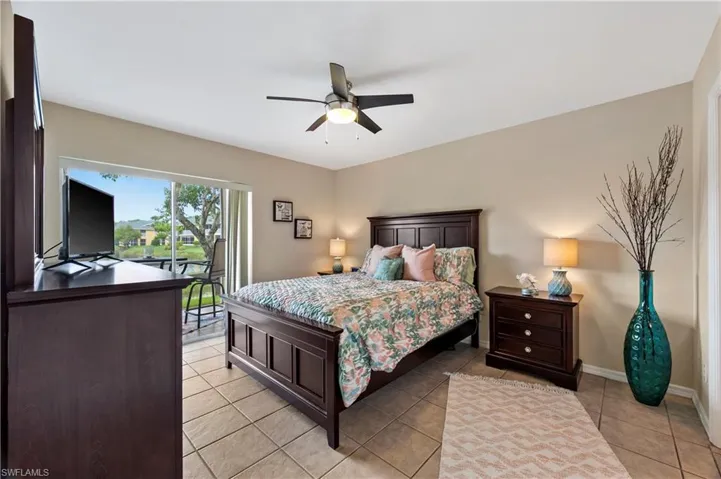 1250 Yesica Ann Cir E105, Naples, Florida 34110