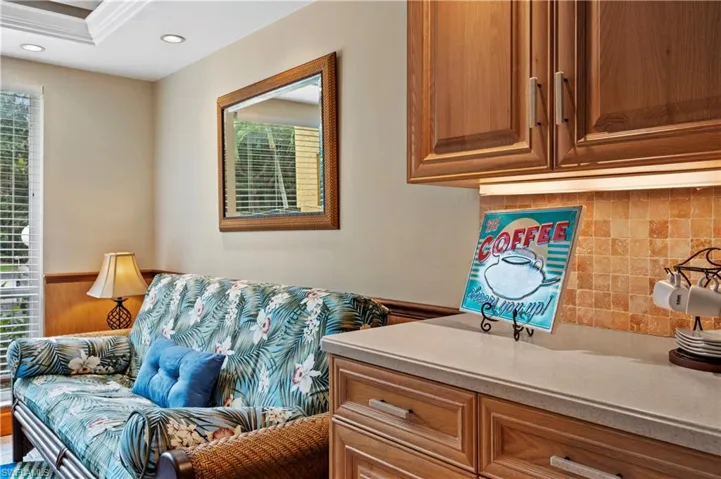 1250 Yesica Ann Cir E105, Naples, Florida 34110