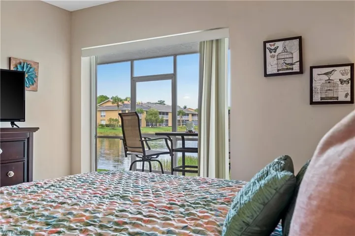 1250 Yesica Ann Cir E105, Naples, Florida 34110
