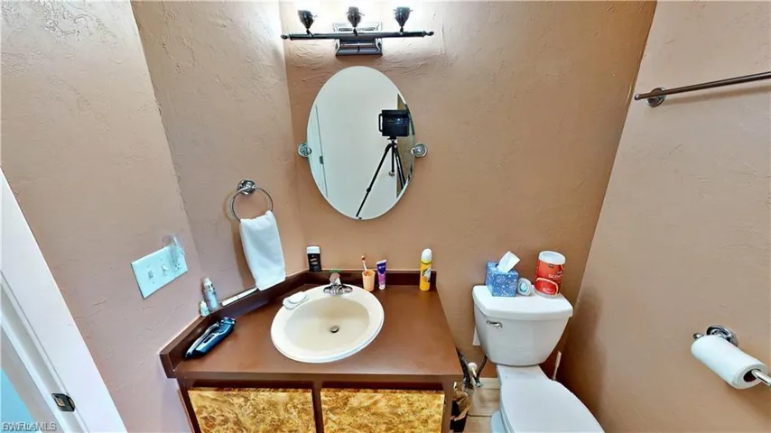 8161 Moyer Ln, Bokeelia, Florida 33922
