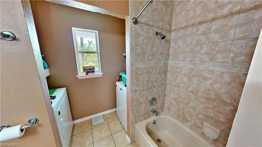 8161 Moyer Ln, Bokeelia, Florida 33922