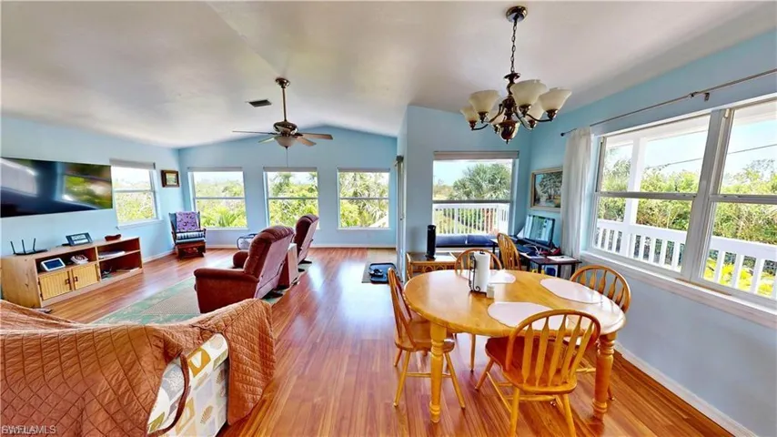 8161 Moyer Ln, Bokeelia, Florida 33922