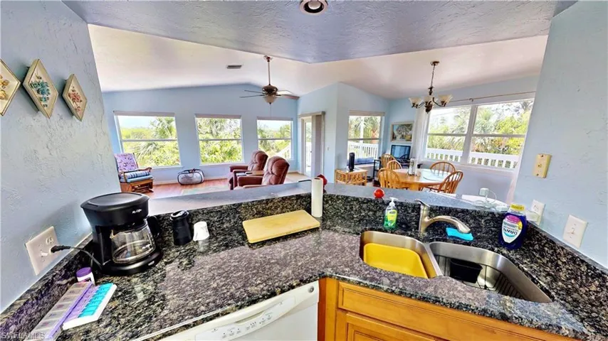 8161 Moyer Ln, Bokeelia, Florida 33922