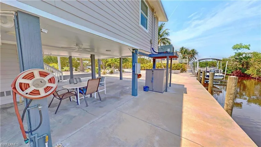8161 Moyer Ln, Bokeelia, Florida 33922