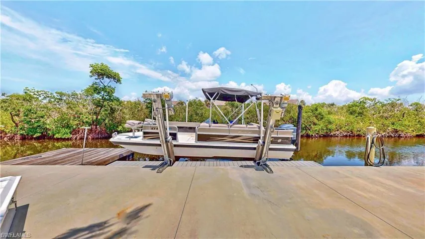 8161 Moyer Ln, Bokeelia, Florida 33922