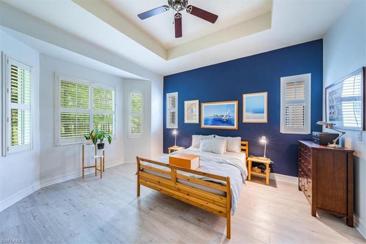 7866  Sanctuary  CIR, Naples, FL 34104