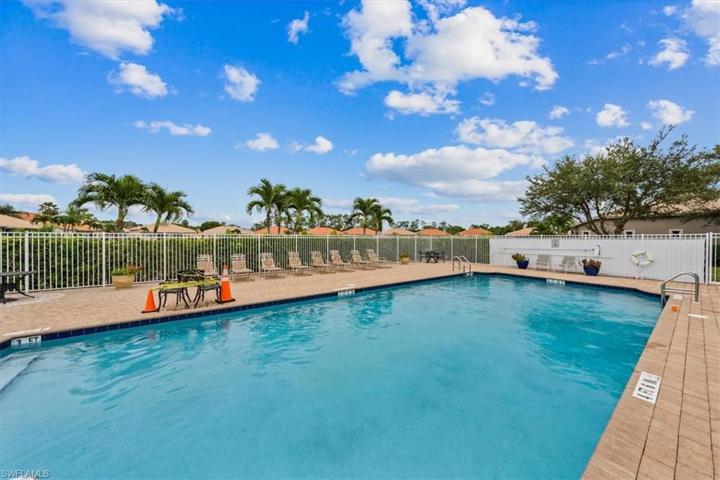 7866  Sanctuary  CIR, Naples, FL 34104