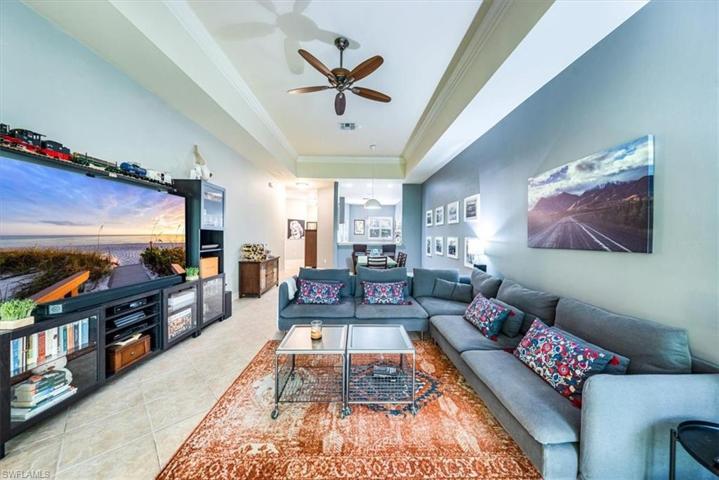 7866  Sanctuary  CIR, Naples, FL 34104