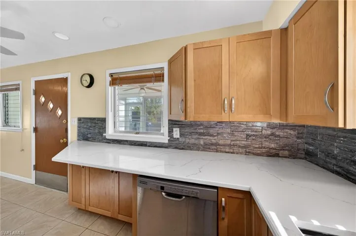 12307 Matlacha Blvd, Matlacha Isles, Florida 33991