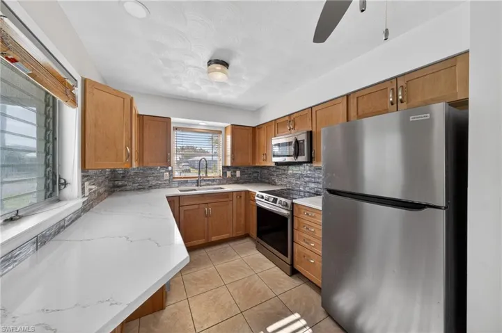 12307 Matlacha Blvd, Matlacha Isles, Florida 33991