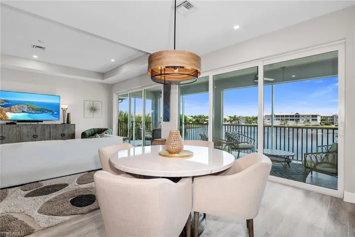 233 Indies Dr E 201, Naples, Florida 34114