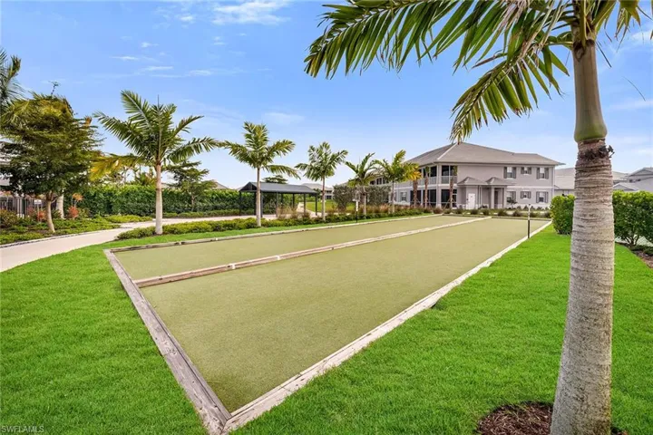 233 Indies Dr E 201, Naples, Florida 34114