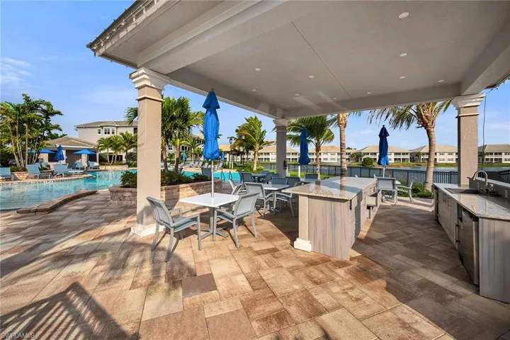 233 Indies Dr E 201, Naples, Florida 34114
