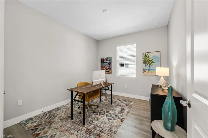 233 Indies Dr E 201, Naples, Florida 34114